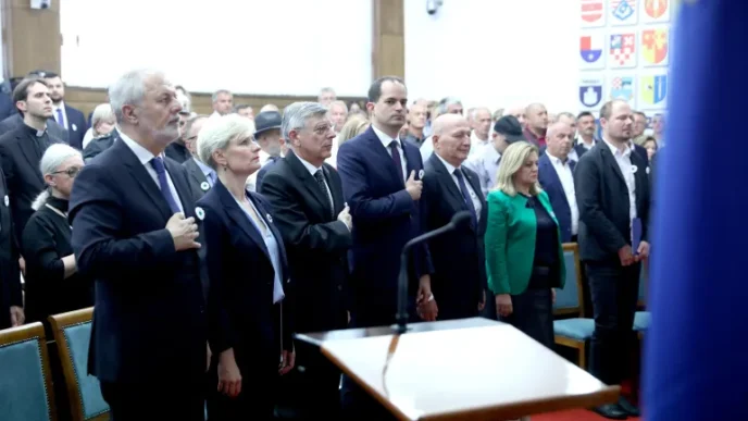 Hrvatski sabor obiljezio Dan sjecanja na genocid u Srebrenici